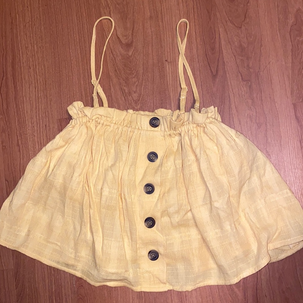 Women’s crop top size small